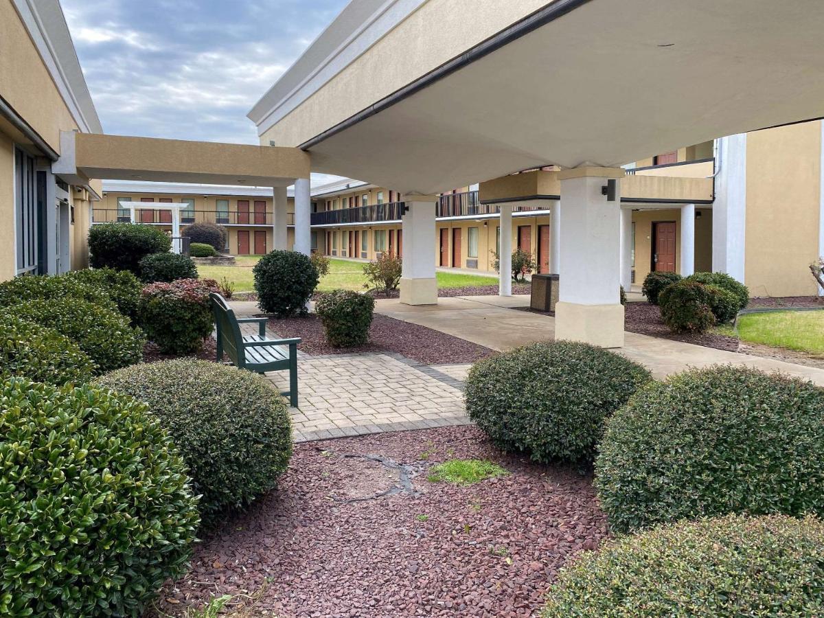 Quality Inn Elizabeth City Near University Exterior photo