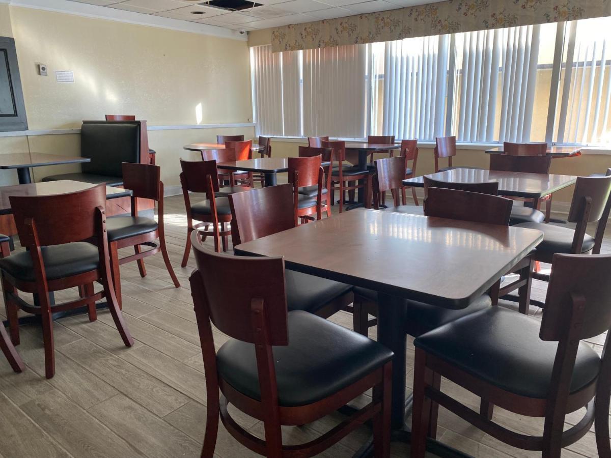Quality Inn Elizabeth City Near University Exterior photo